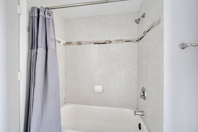 3020 NE 32nd Avenue 807, Fort Lauderdale, FL 33308