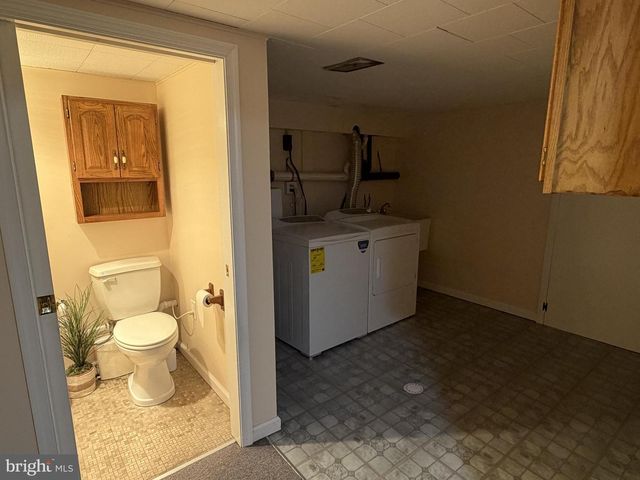 902 KINER AVE, Lebanon, PA 17042