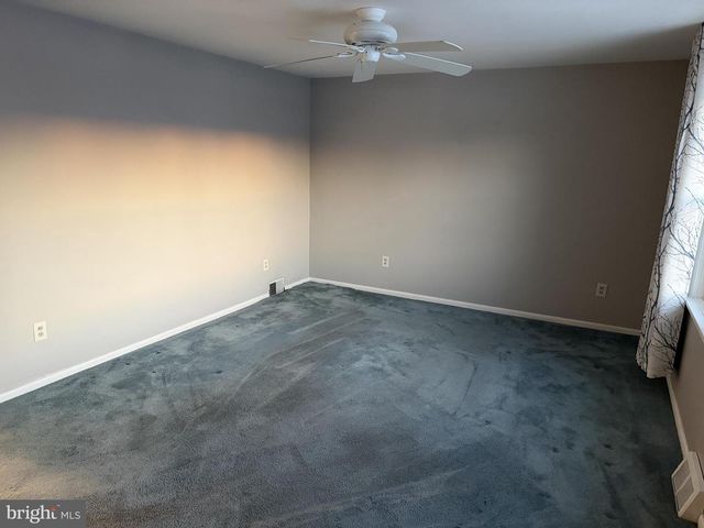 902 KINER AVE, Lebanon, PA 17042