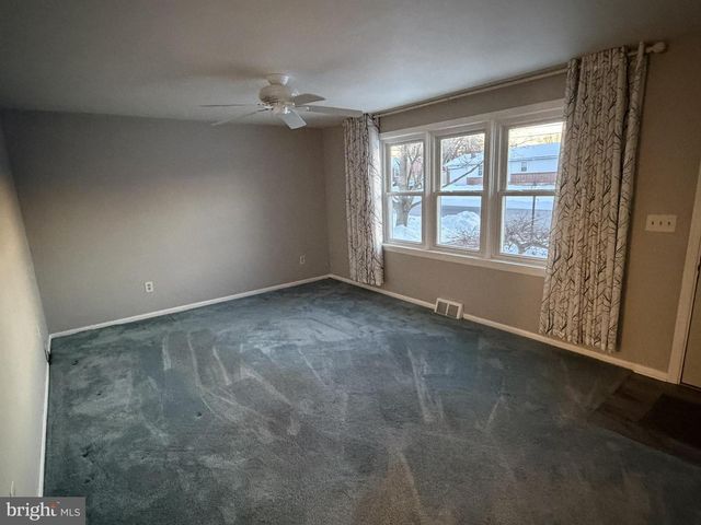 902 KINER AVE, Lebanon, PA 17042