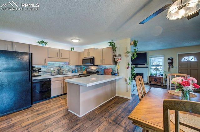 813 San Gabriel Place, Colorado Springs, CO 80906