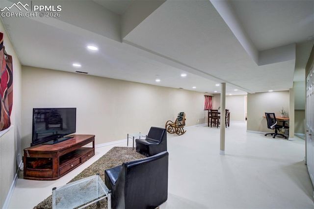 813 San Gabriel Place, Colorado Springs, CO 80906