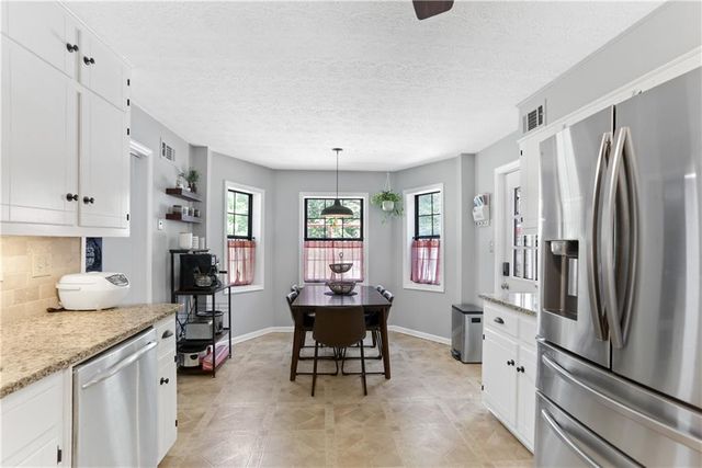 1286 Tred Avon Way SW, Lilburn, GA 30047