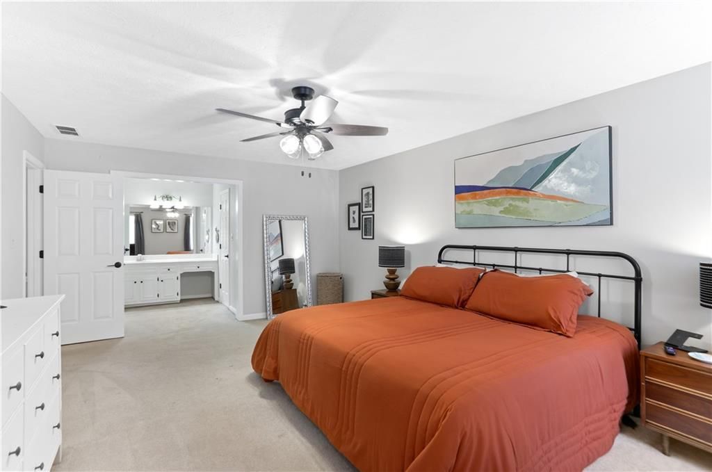 Image 16 of property listing at 1286 Tred Avon Way SW, Lilburn, GA 30047