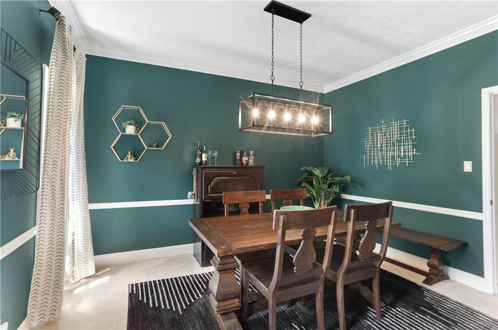 Image 7 of property listing at 1286 Tred Avon Way SW, Lilburn, GA 30047