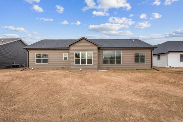 2998 CREEKWOOD DRIVE, Green Bay, WI 54311