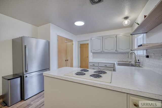 275 E 4th S, Rexburg, ID 83440