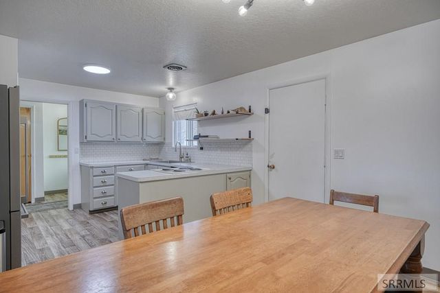 275 E 4th S, Rexburg, ID 83440