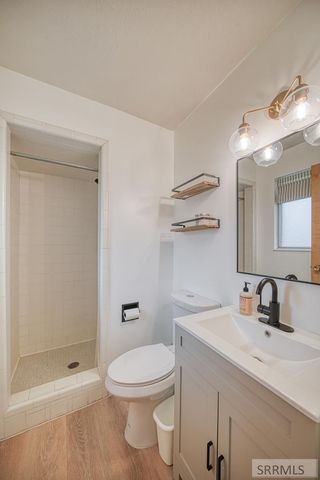 275 E 4th S, Rexburg, ID 83440
