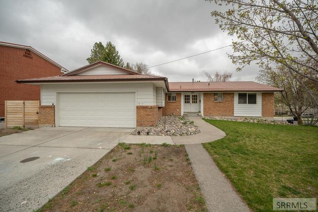 275 E 4th S, Rexburg, ID 83440