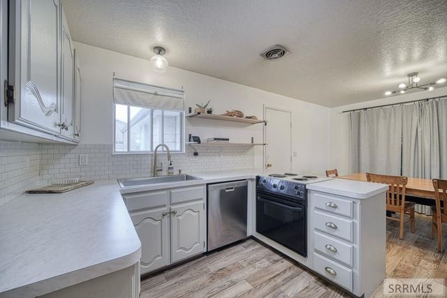 275 E 4th S, Rexburg, ID 83440
