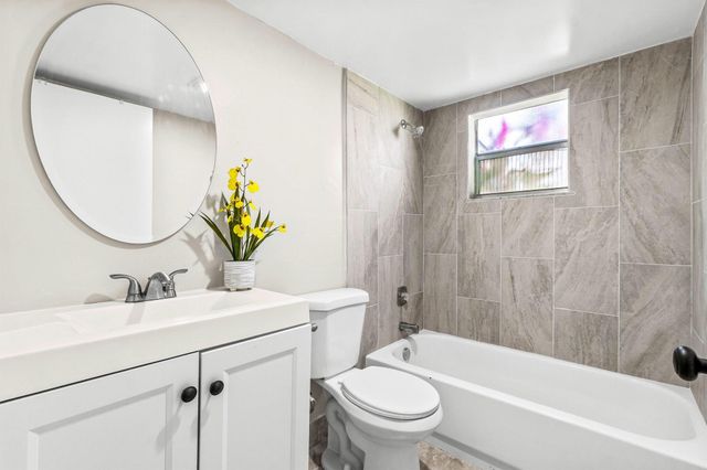 733 Normandy P 733, Delray Beach, FL 33484