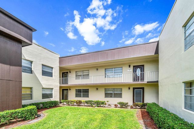 733 Normandy P 733, Delray Beach, FL 33484