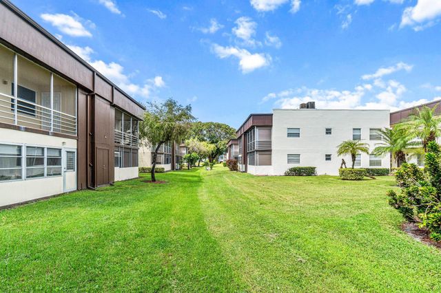 733 Normandy P 733, Delray Beach, FL 33484