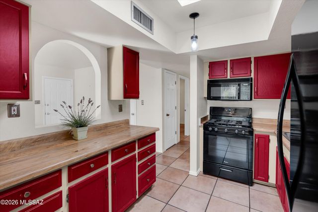 3865 N Sieg Avenue, Tucson, AZ 85719