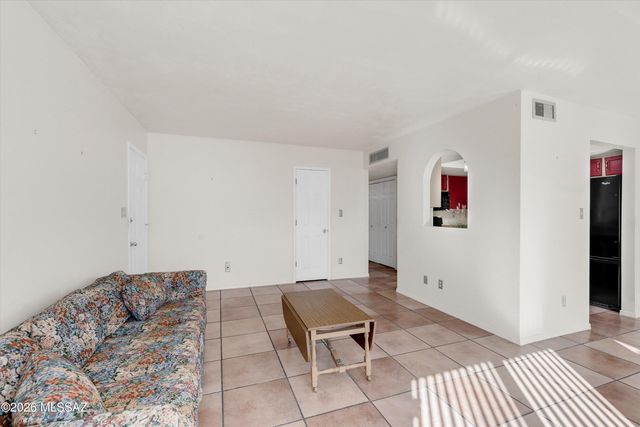 3865 N Sieg Avenue, Tucson, AZ 85719