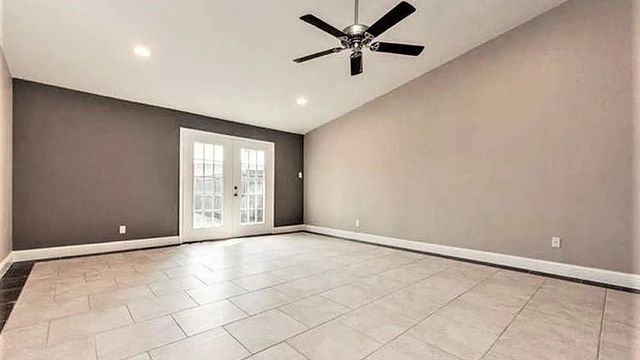 1904 Haymeadow, Carrollton, TX 75007