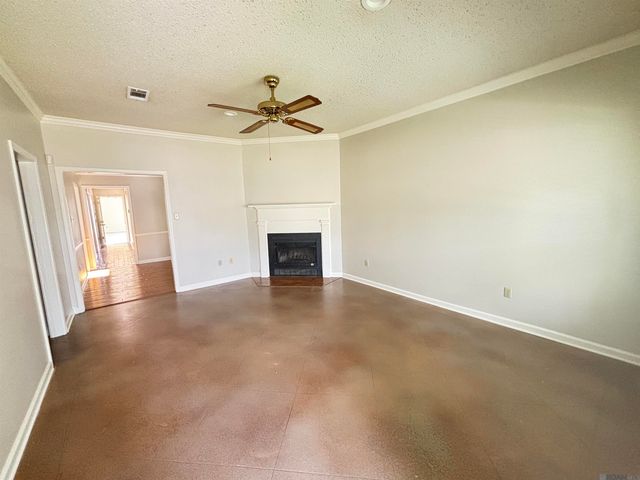 1741 Twisted Oak Ln, Baton Rouge, LA 70810