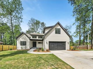 2162 Plantation Road, Lawrenceville, GA 30044