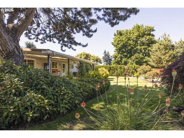 492 N LARCH Ave, Stayton, OR 97383