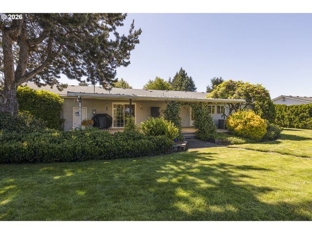 492 N LARCH Ave, Stayton, OR 97383