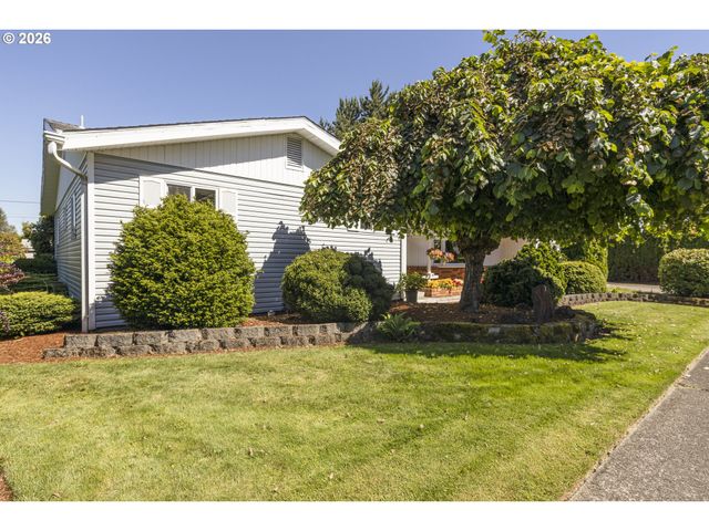 492 N LARCH Ave, Stayton, OR 97383