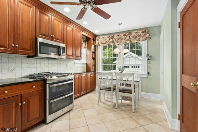 222 Hyslip Ave, Westfield Town, NJ 07090