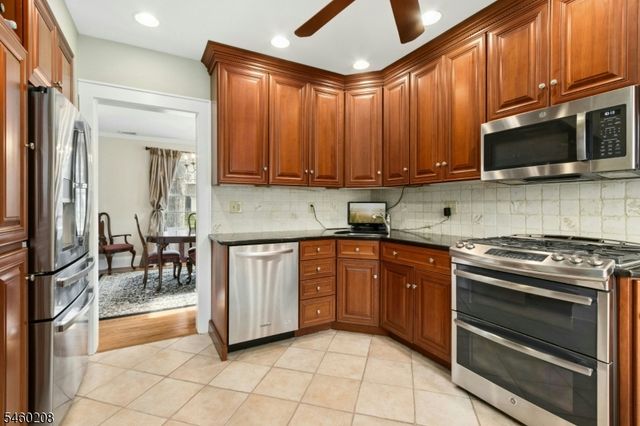 222 Hyslip Ave, Westfield Town, NJ 07090