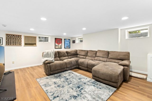 222 Hyslip Ave, Westfield Town, NJ 07090