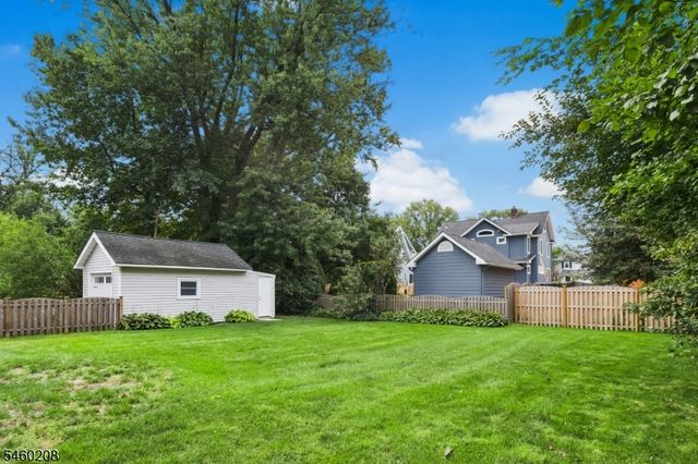 222 Hyslip Ave, Westfield Town, NJ 07090