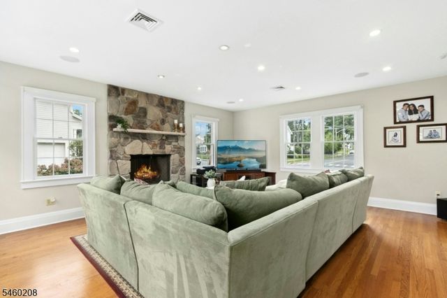 222 Hyslip Ave, Westfield Town, NJ 07090