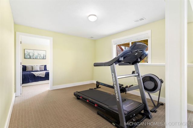 1433 Savannah Drive, Zeeland, MI 49464