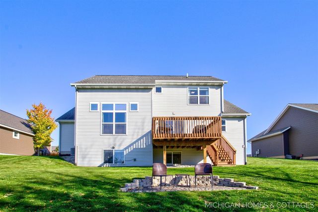1433 Savannah Drive, Zeeland, MI 49464