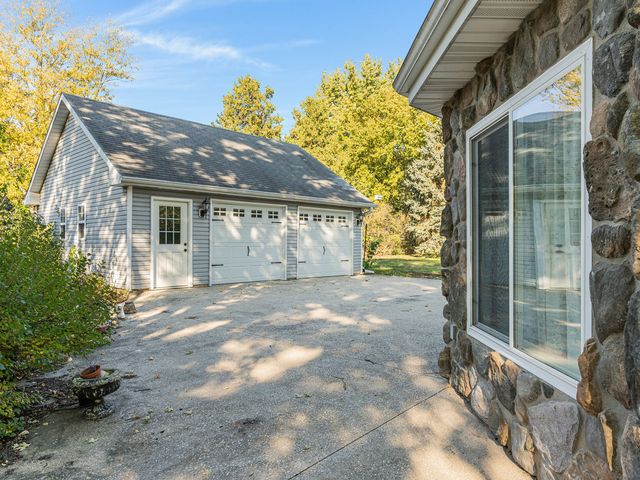 208 Babcock Street, Elburn, IL 60119