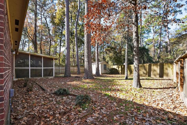 10 S Greenbud Court, The Woodlands, TX 77380