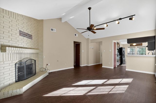 10 S Greenbud Court, The Woodlands, TX 77380