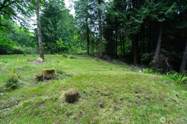 1 Sand Dollar Road, Bremerton, WA 98312