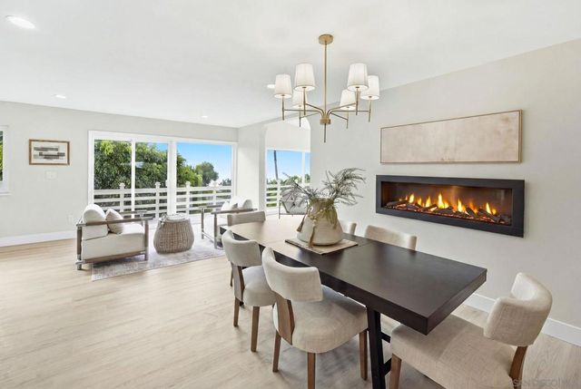 7202 Via Capri, La Jolla, CA 92037