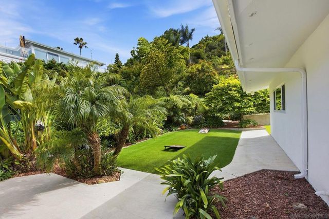 7202 Via Capri, La Jolla, CA 92037
