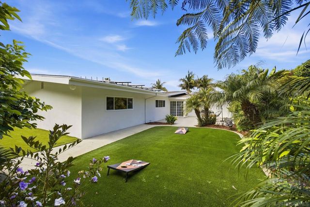 7202 Via Capri, La Jolla, CA 92037