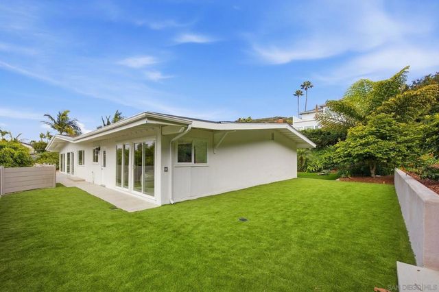 7202 Via Capri, La Jolla, CA 92037
