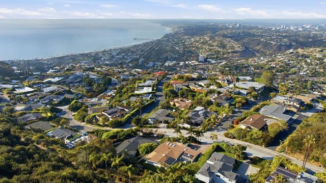 7202 Via Capri, La Jolla, CA 92037