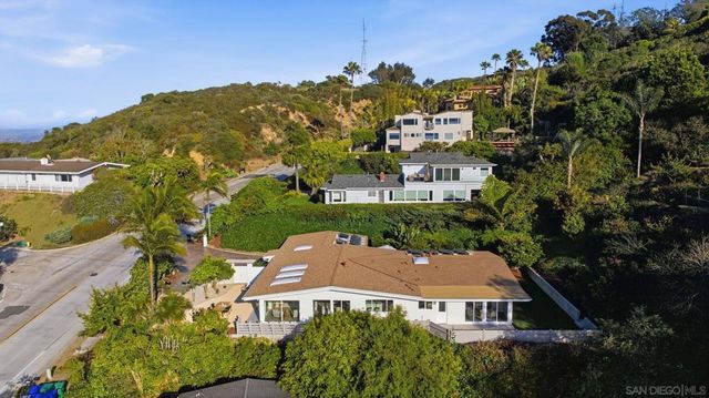 7202 Via Capri, La Jolla, CA 92037