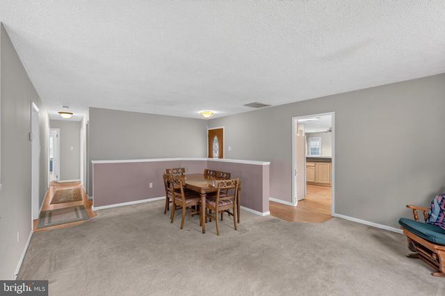 2220 HALLOW LN, Bowie, MD 20716