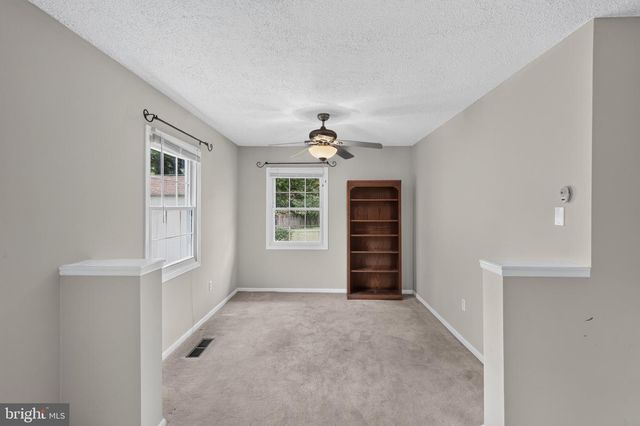 2220 HALLOW LN, Bowie, MD 20716