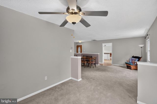 2220 HALLOW LN, Bowie, MD 20716