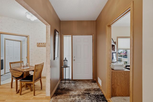 20576 Cypress Drive, Farmington, MN 55024