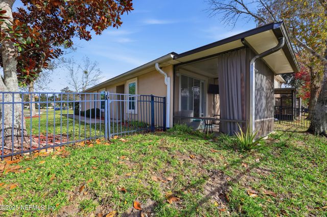 1665 VINELAND Circle D, Fleming Island, FL 32003