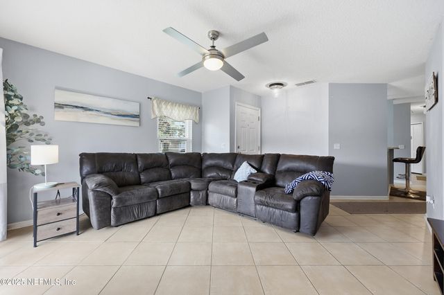 1665 VINELAND Circle D, Fleming Island, FL 32003