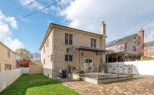 24814 Van Zandt Avenue, Little Neck, NY 11362